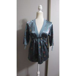 Mynt Medium Floral Satin Deep V Top